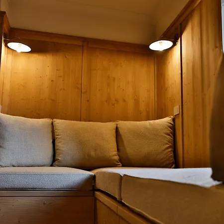 Cozy Gem アパート *